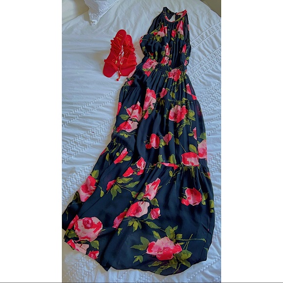 Wilfred Dresses & Skirts - Wilfred Floral Effet dress